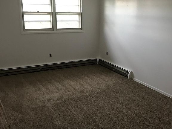 5th image of 1005 W Kaye Ave #A