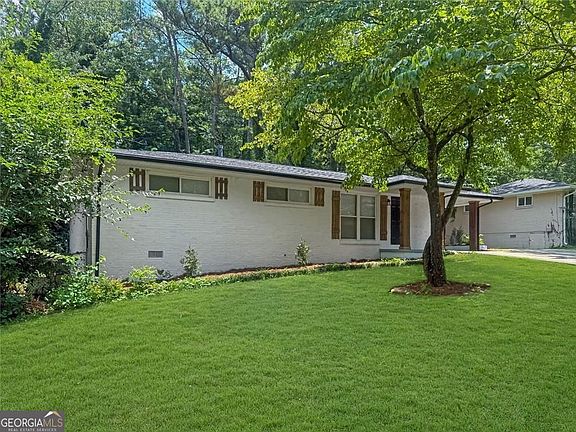 2nd image of 1380 Dennis Dr