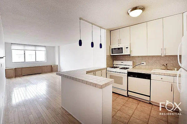 Sold by Fox Residential Group | media 41