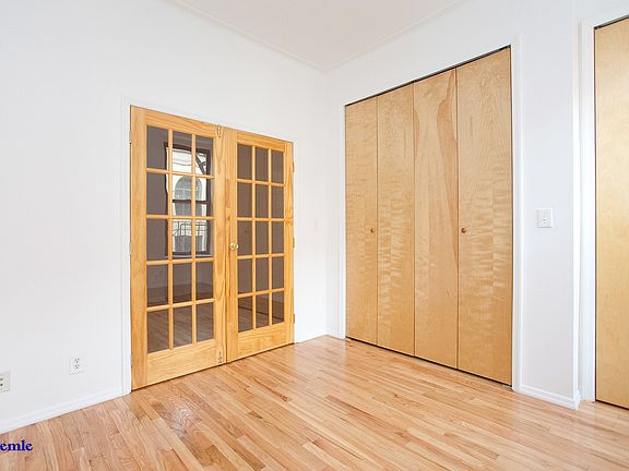4th image of 204 E 84th St APT 3E