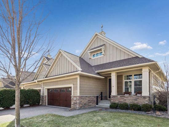 8800 Lake Riley Dr, Chanhassen, MN 55317