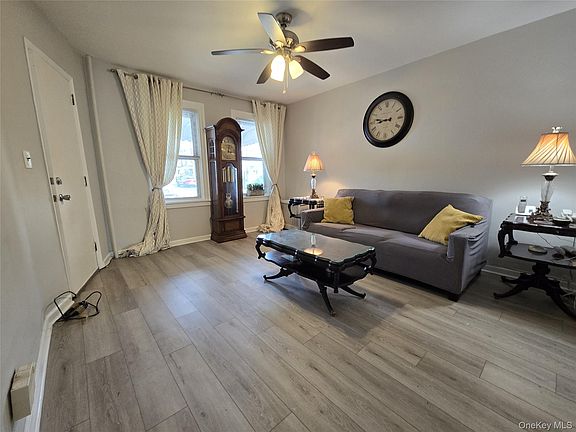 5th image of 15328 119th Avenue