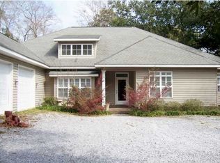 6641 Bay Rd, Mobile, AL 36605