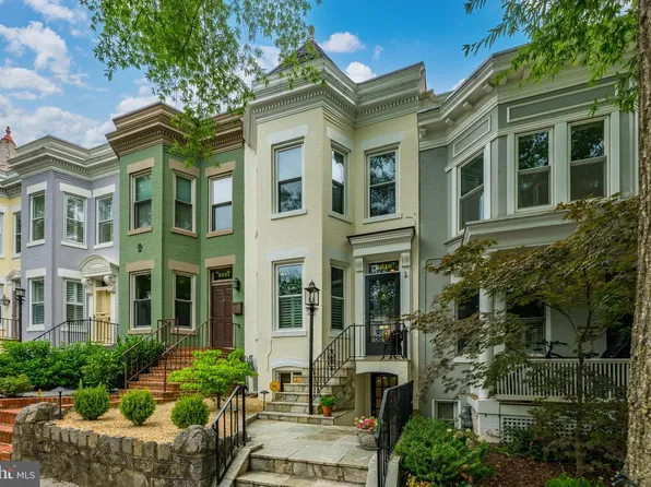 2219 Hall Pl NW, Washington, DC 20007