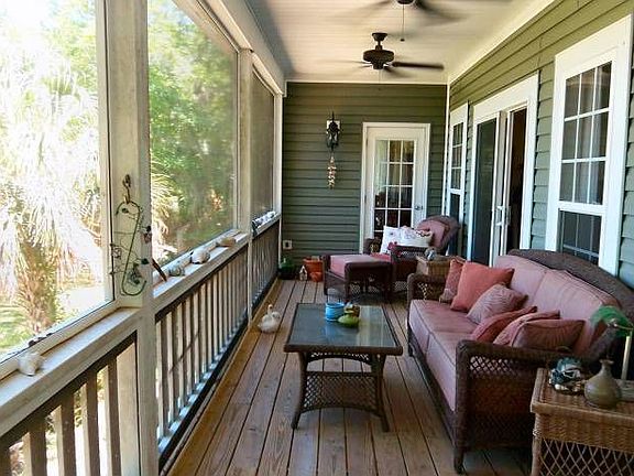 screen porch