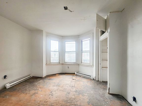 Additional Bedroom