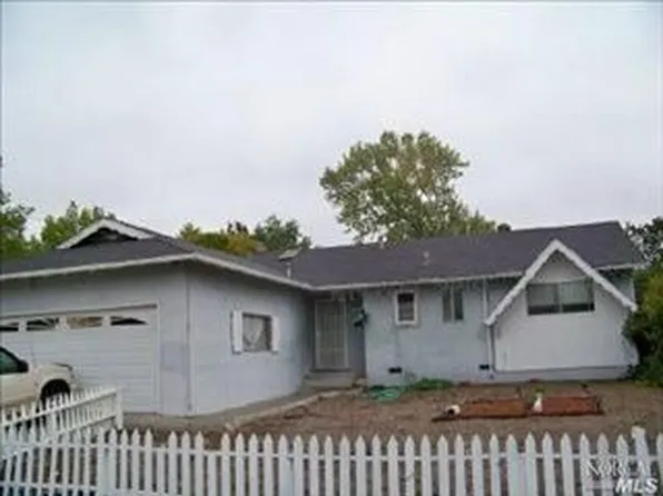 602 Jack London Dr, Santa Rosa, CA 95409