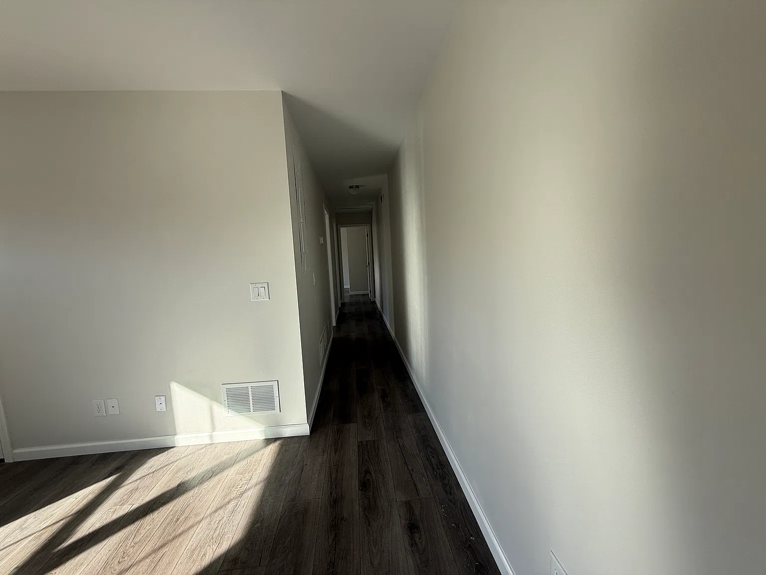 2 bed, 800 sqft, $1,800 — Photo 3