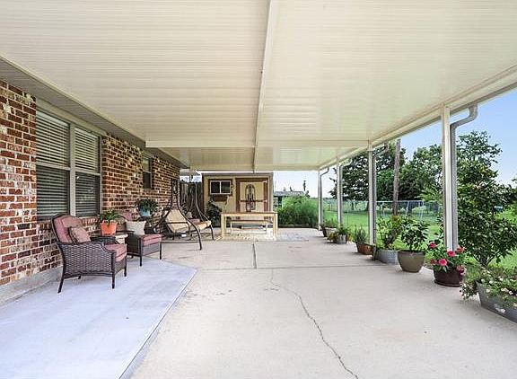 2nd image of 121 Luke Dr