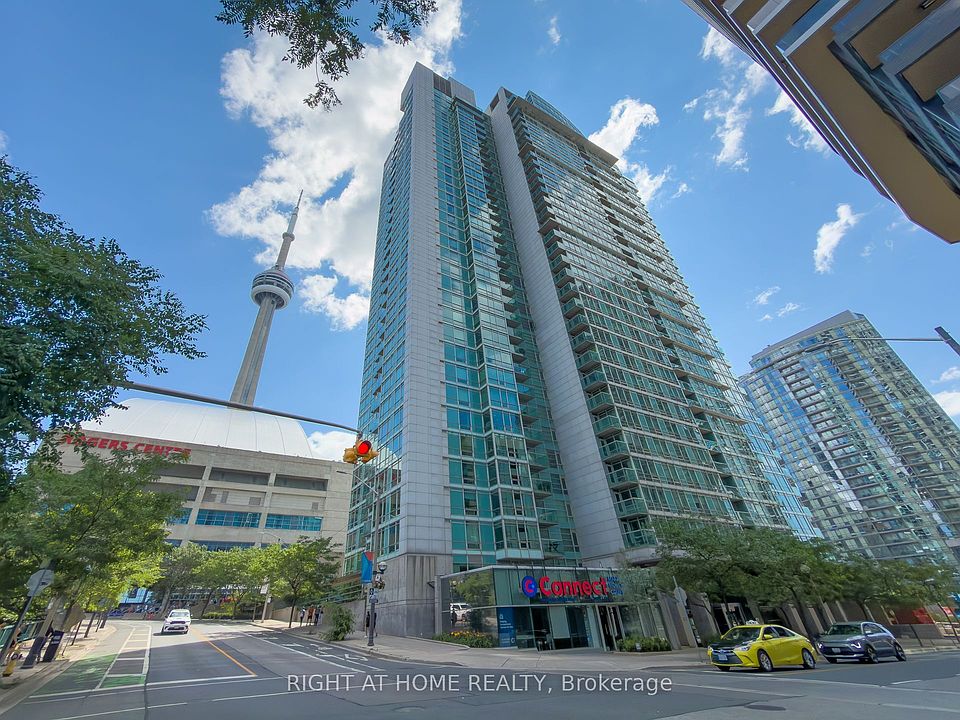 1st image of 81 Navy Wharf Ct #2611