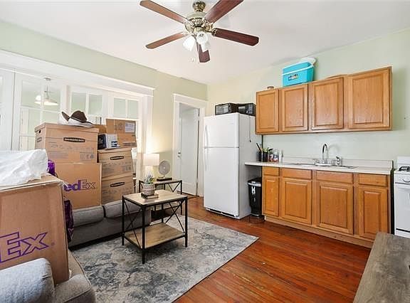 4th image of 2705 Palmer Ave