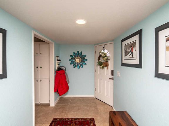 5th image of 2656 Caribbean Dr