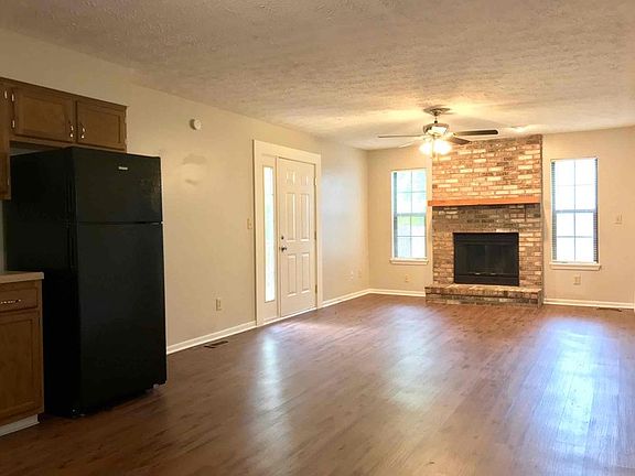 3rd image of 3258 N Cherry Lake Ln