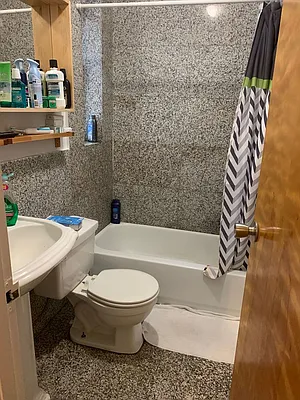 Rented by Dynamik Realty | media 14