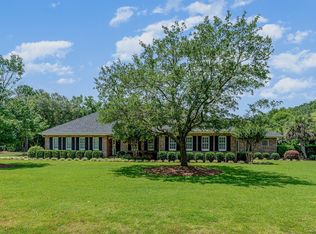 711 Hagley Dr, Pawleys Island, SC 29585