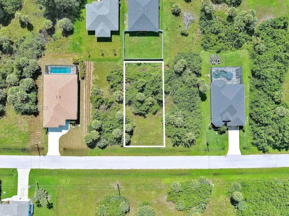 148 Spring Dr, Rotonda West, FL 33947