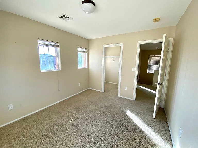 2324 Cockatoo Dr — Photo 20