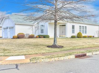 25 Spruce St, Marcus Hook, PA 19061