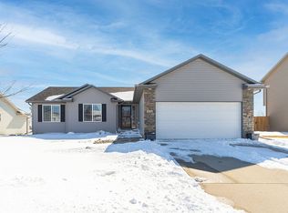 426 25th St SE, Altoona, IA 50009