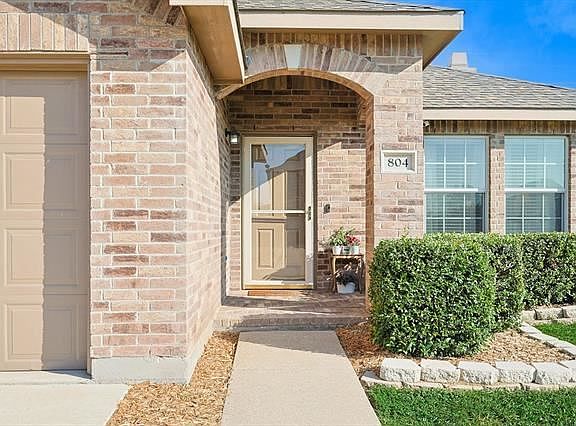 2nd image of 804 White Fields Way