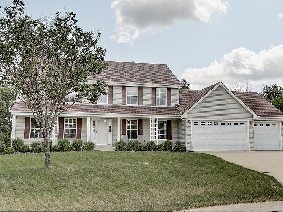 1st image of 9732 S Scenic Ct