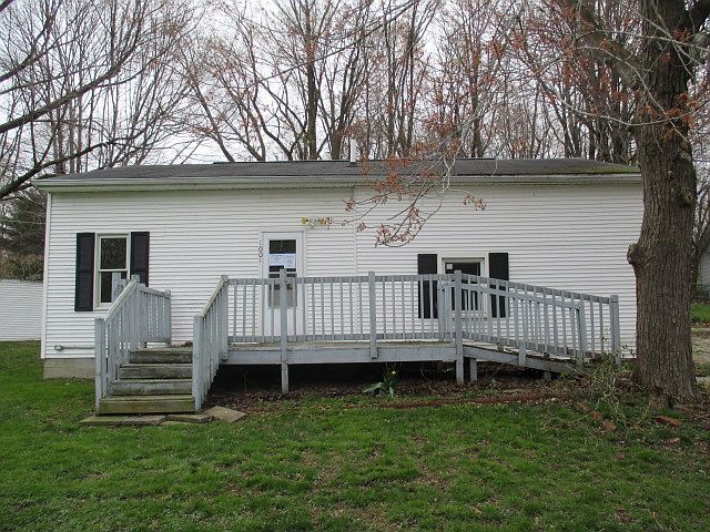1st image of 1001 Crestline Dr