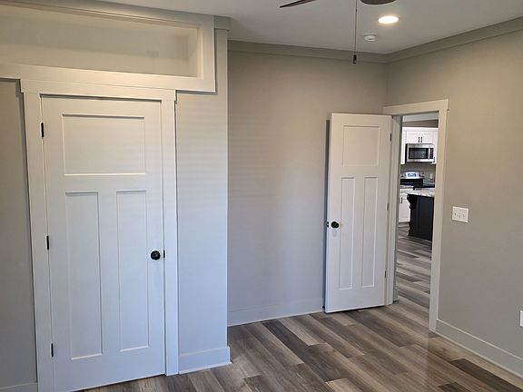 5th image of 805 Crittenden Ave