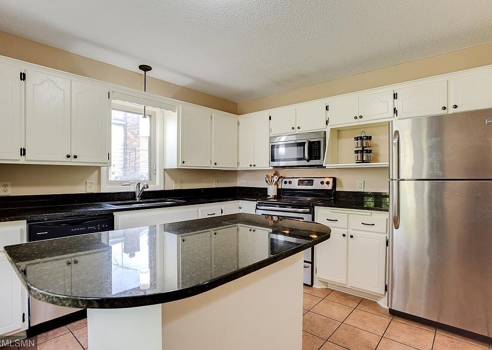 1st image of 7507 College Park Dr N