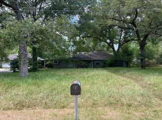 302 W Rollingwood St, Pinehurst, TX 77362