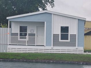 1260 Linden Way, Deland, FL 32724