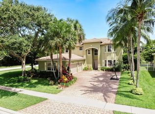 6753 Finamore Cir, Lake Worth, FL 33467