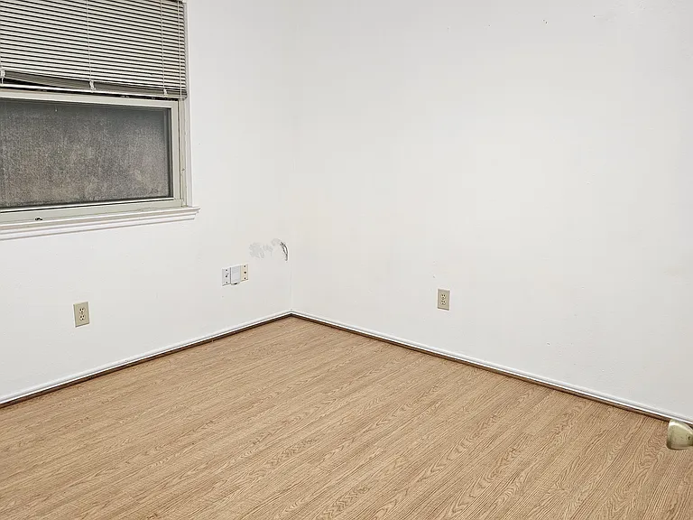 3322 Hartfield Ln — Photo 11