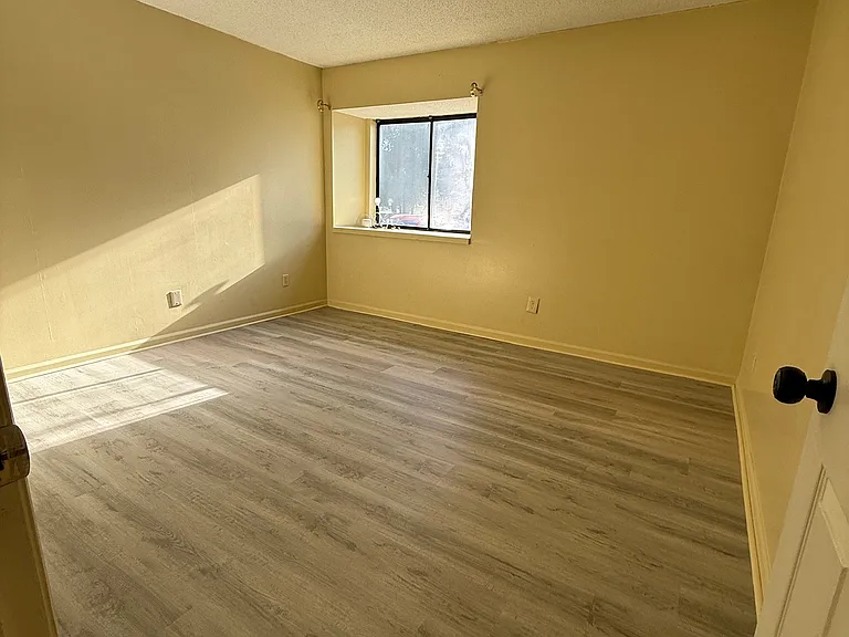 204 Davidson St — Photo 29