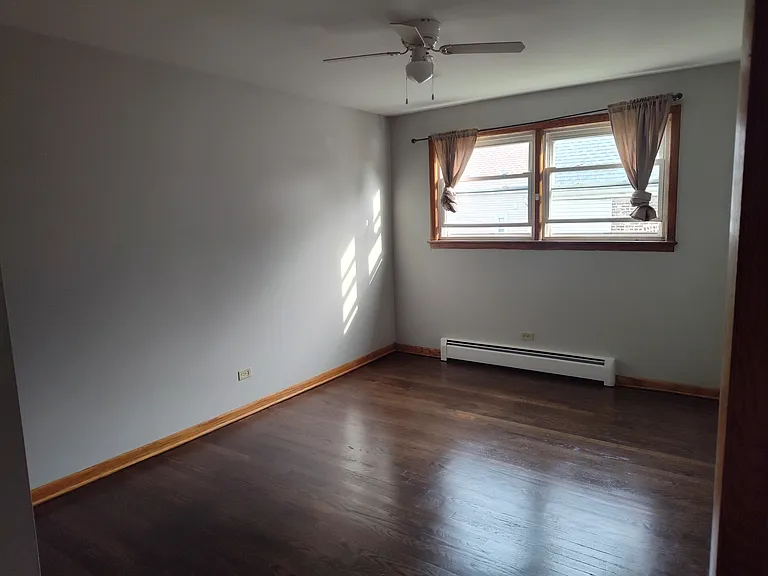 3601 S Damen Ave #2B — Photo 9