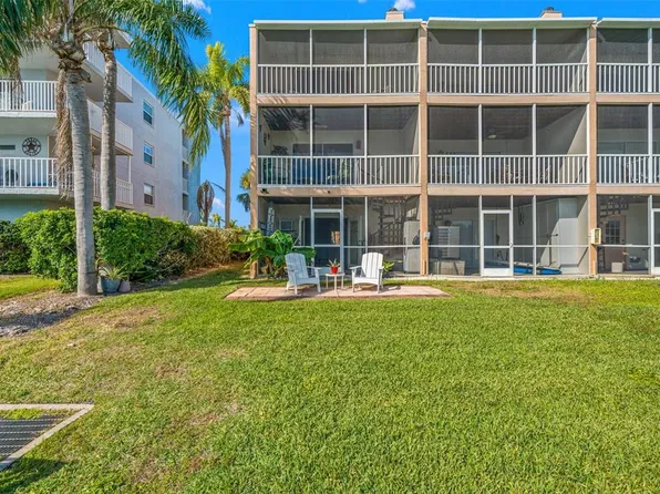 637 Pinellas Bayway S APT 111, Saint Petersburg, FL 33715