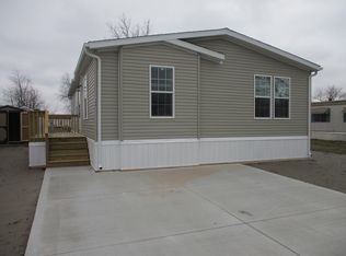 27696 Tracy Rd #460, Walbridge, OH 43465