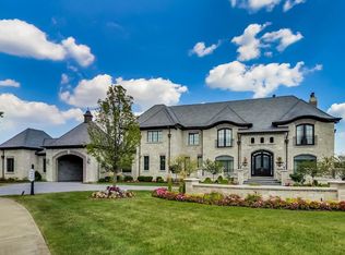 68 S Cabernet Ct, Burr Ridge, IL 60527