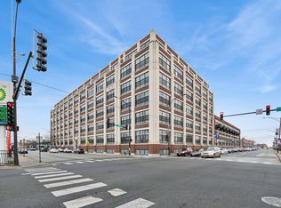 3963 W Belmont Ave UNIT 310, Chicago, IL 60618