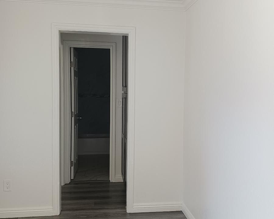 1st image of 967 N San Antonio Ave