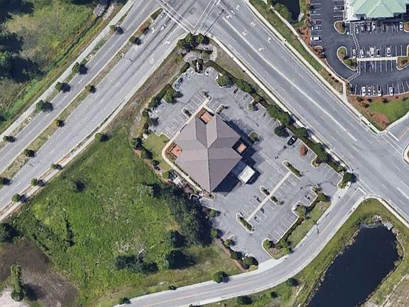 3rd image of 3822 Mayfair St. Lot 5