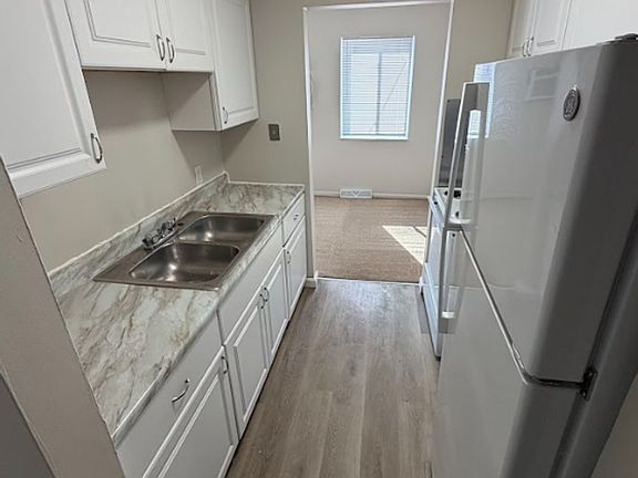 2nd image of 191 Center Rd #302