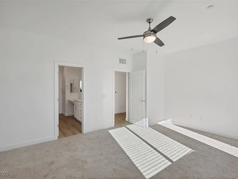 10511 Blossoming Hills Ave — Photo 8