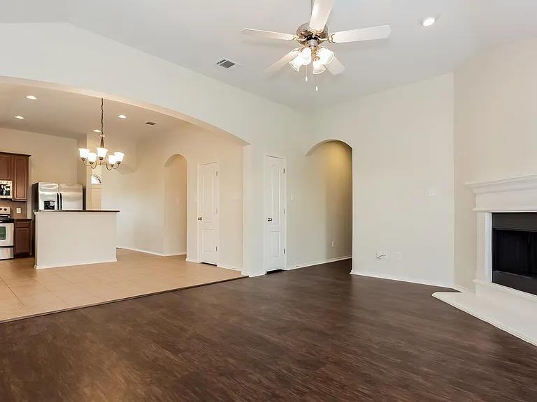 6229 Chalk Hollow Dr — Photo 6