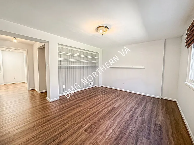 8627 Spring Creek Ct — Photo 25