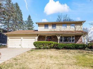 1550 S Lynnwood Dr, Decatur, IL 62521