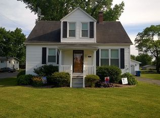 207 E Main St, Damiansville, IL 62215