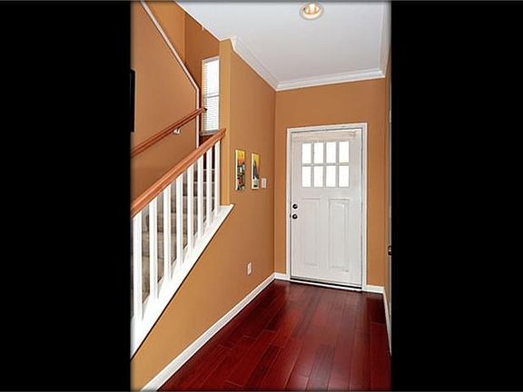 3rd image of 43 Stone Creek Pl