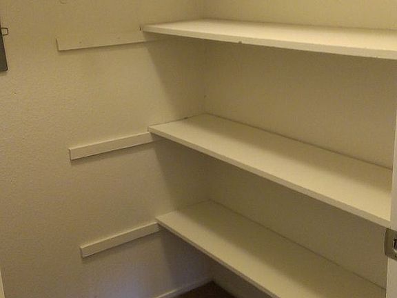 4th image of 1405 Stonewood Ave #101