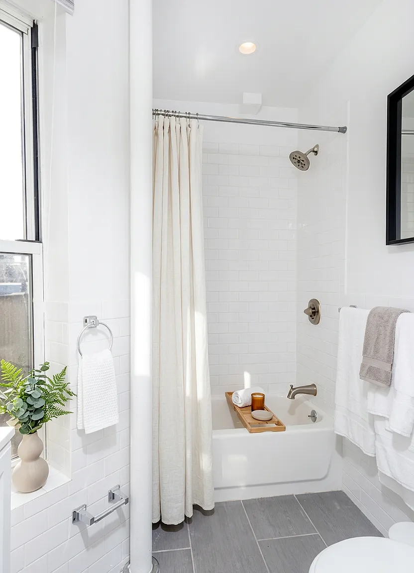 59 East 7th Street — Photo 4