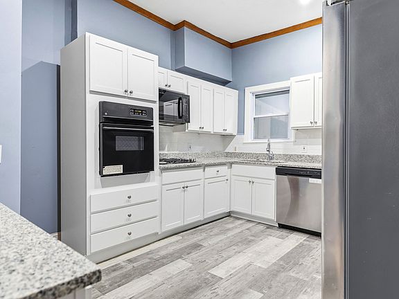 5th image of 28 Newton St